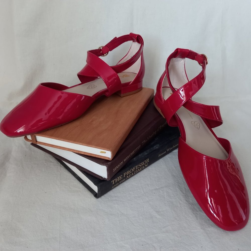 Modcloth BC Footwear Red Strap Sandals Size 8
